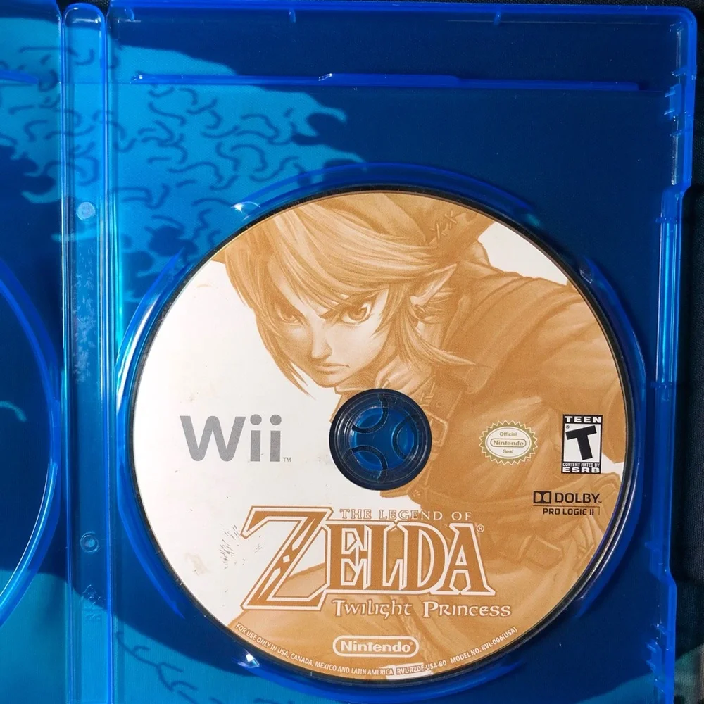 Nintendo Wii The Legend of Zelda Twilight Princess game disc